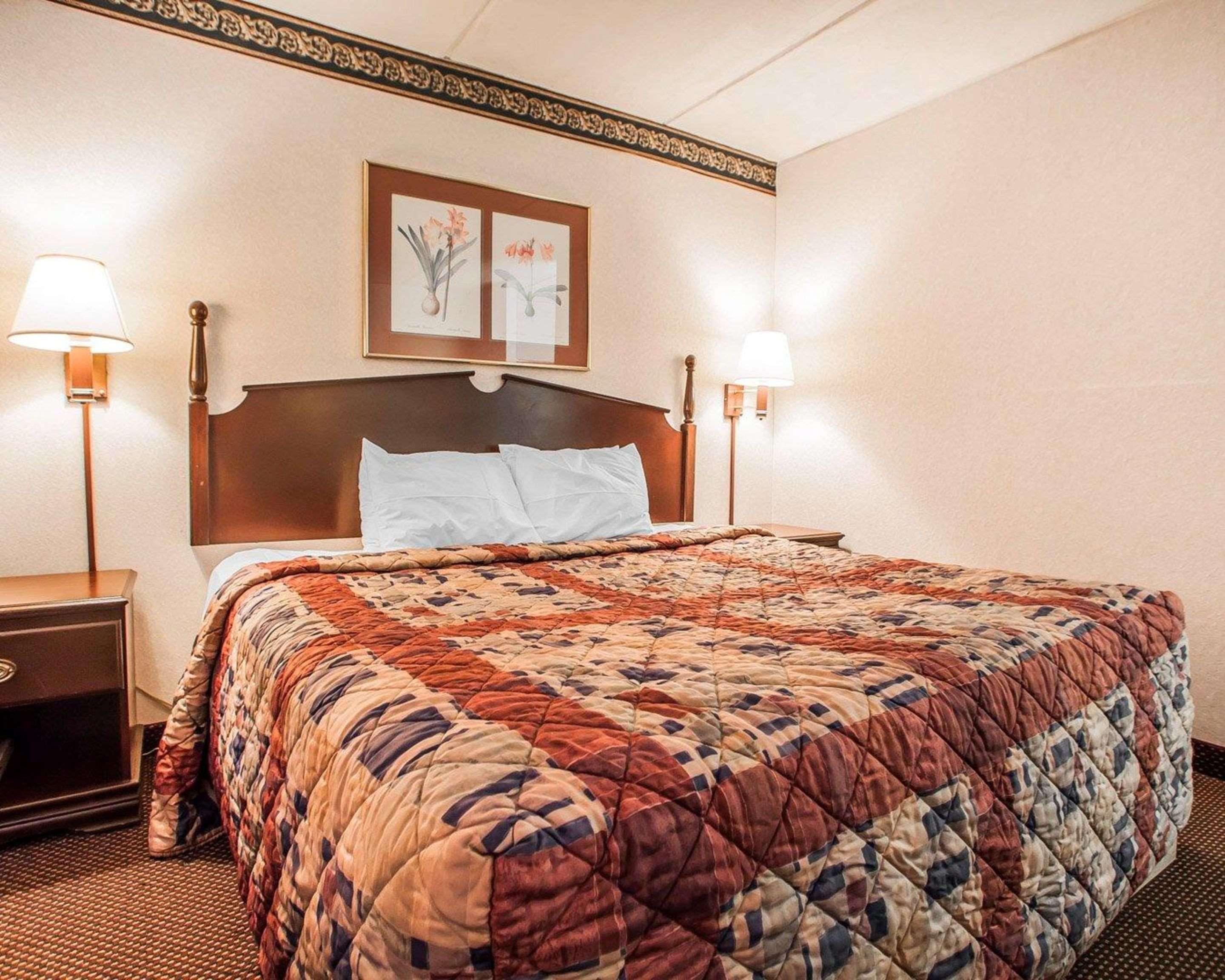 Red Roof Inn Редінг Екстер'єр фото
