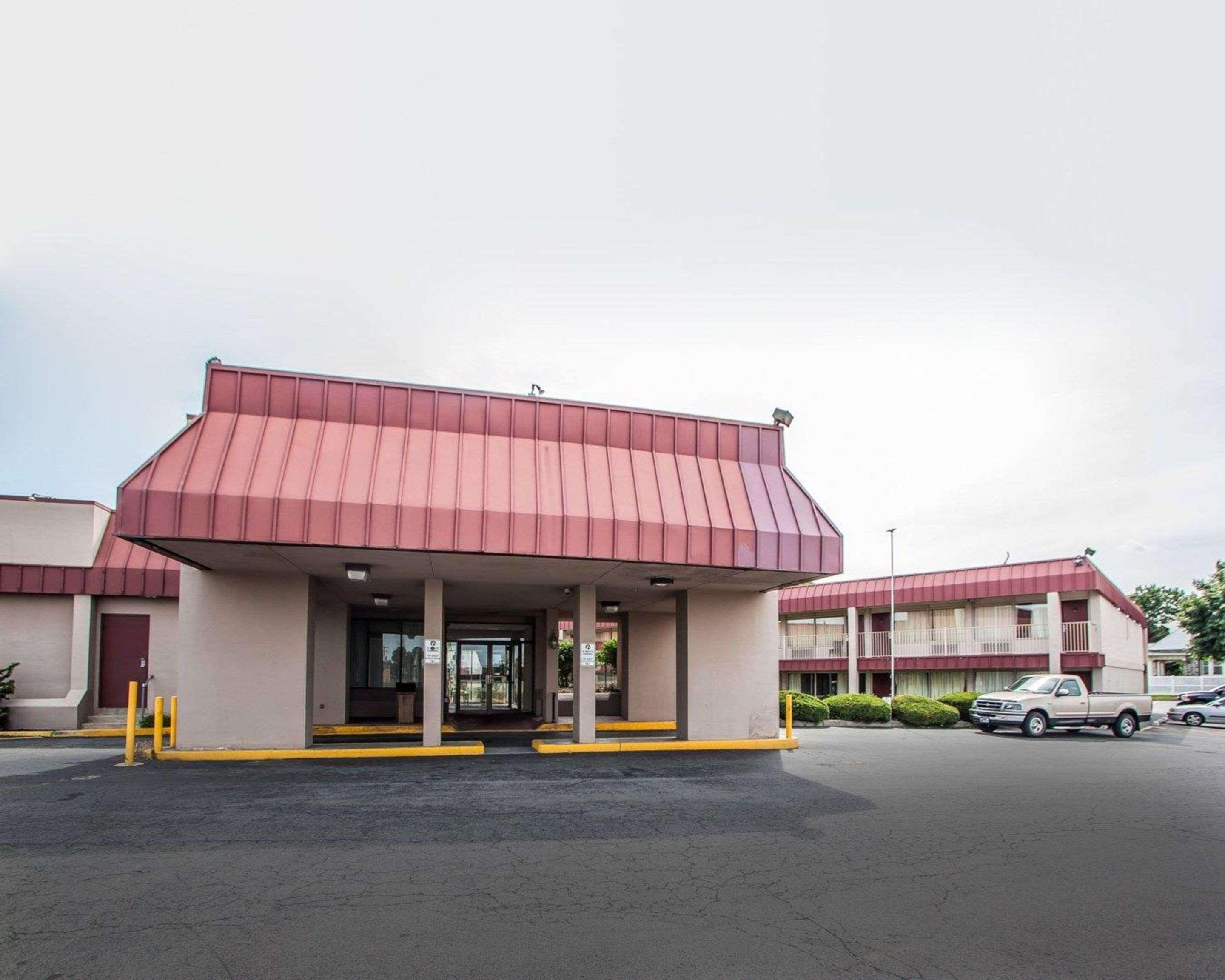 Red Roof Inn Редінг Екстер'єр фото
