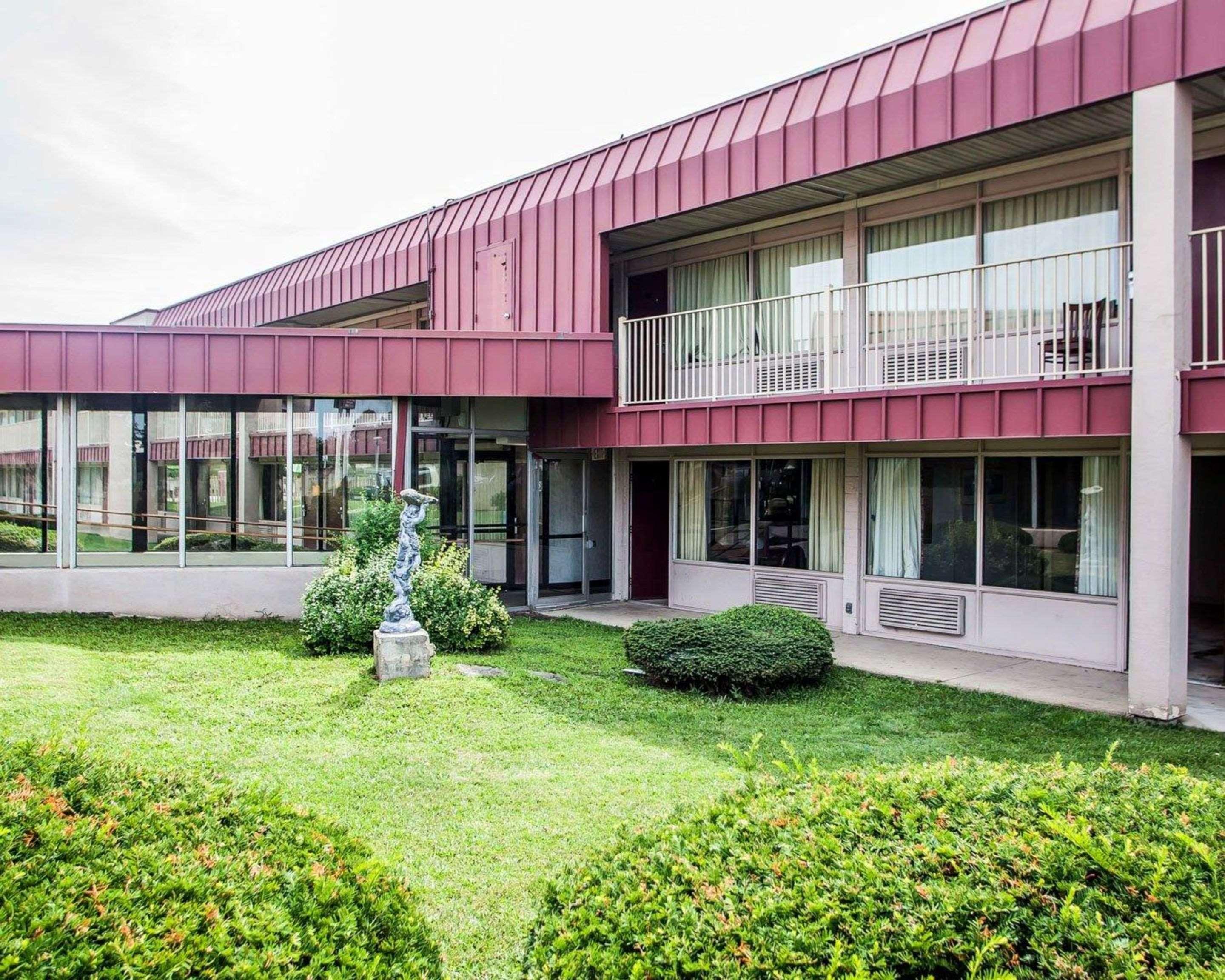 Red Roof Inn Редінг Екстер'єр фото