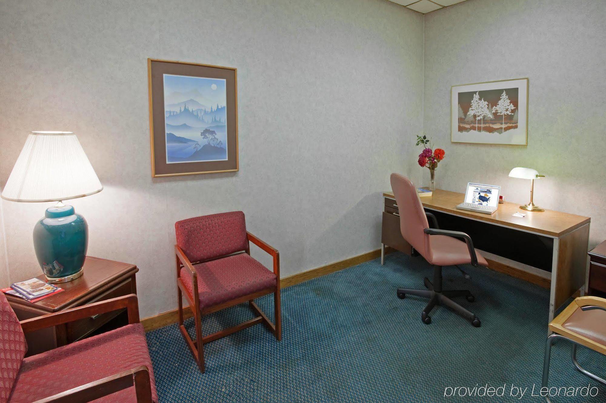 Red Roof Inn Редінг Номер фото